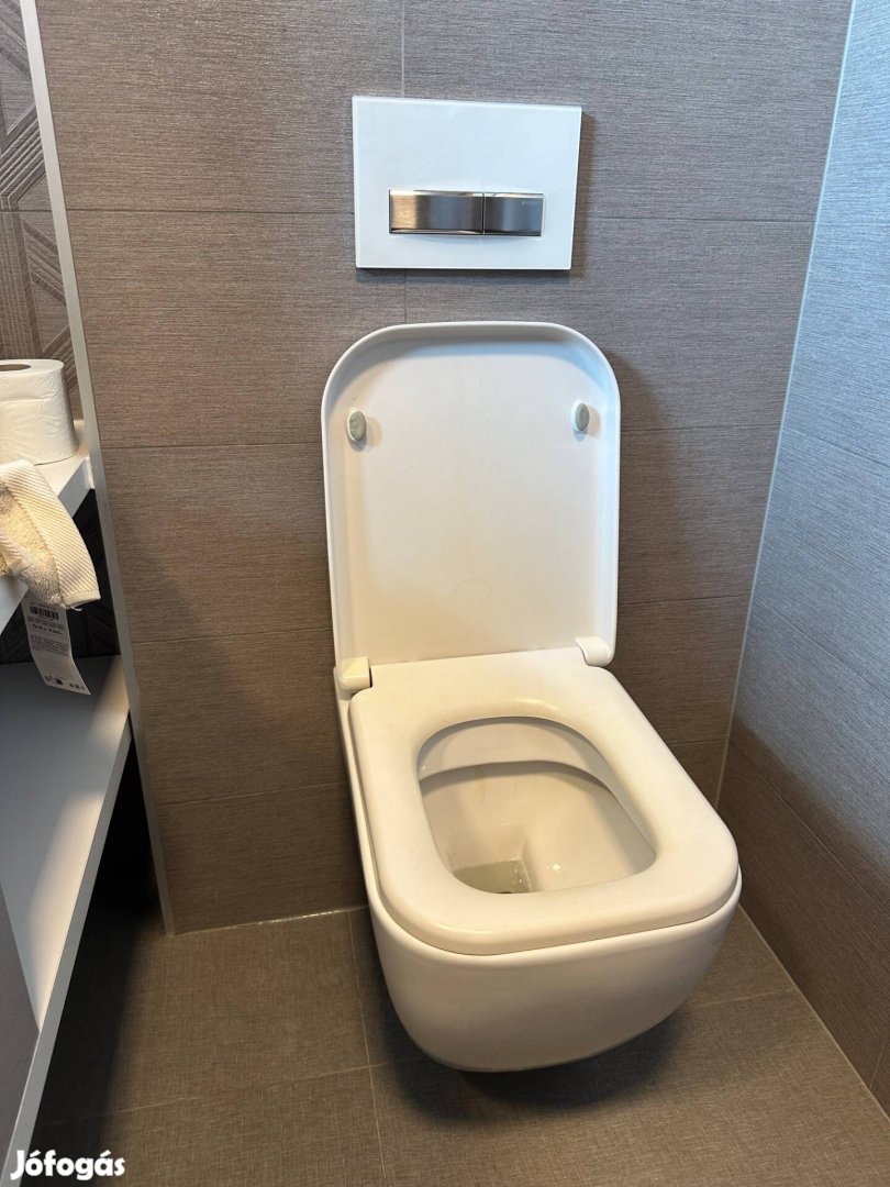 Eladó használt Geberit beépíthető WC csésze ülokevel