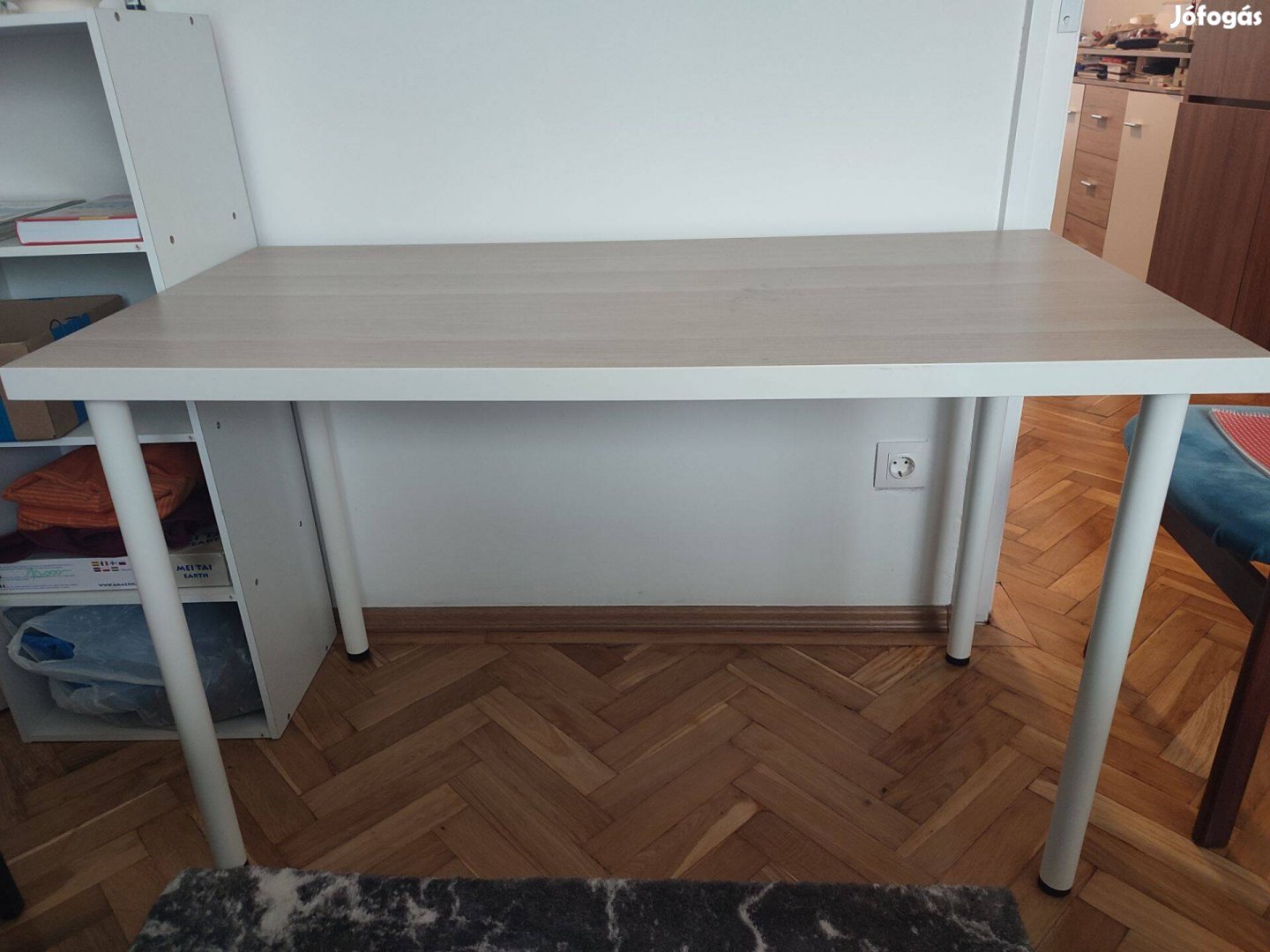 Eladó használt IKEA asztal