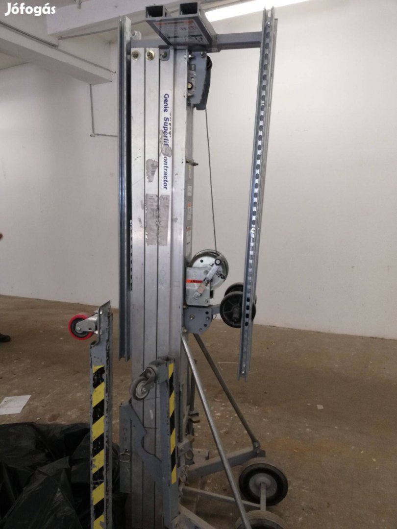 Eladó használt anyaglift - Genie Superlift Contractor SLC-18