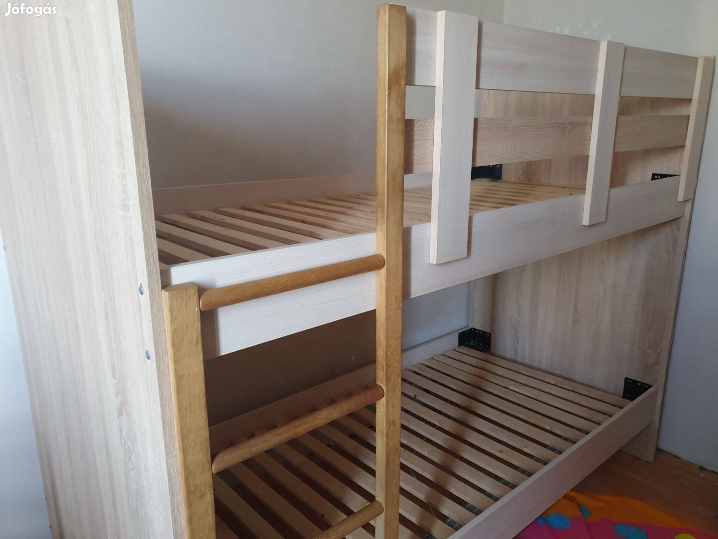 Eladó használt emeletes ágy