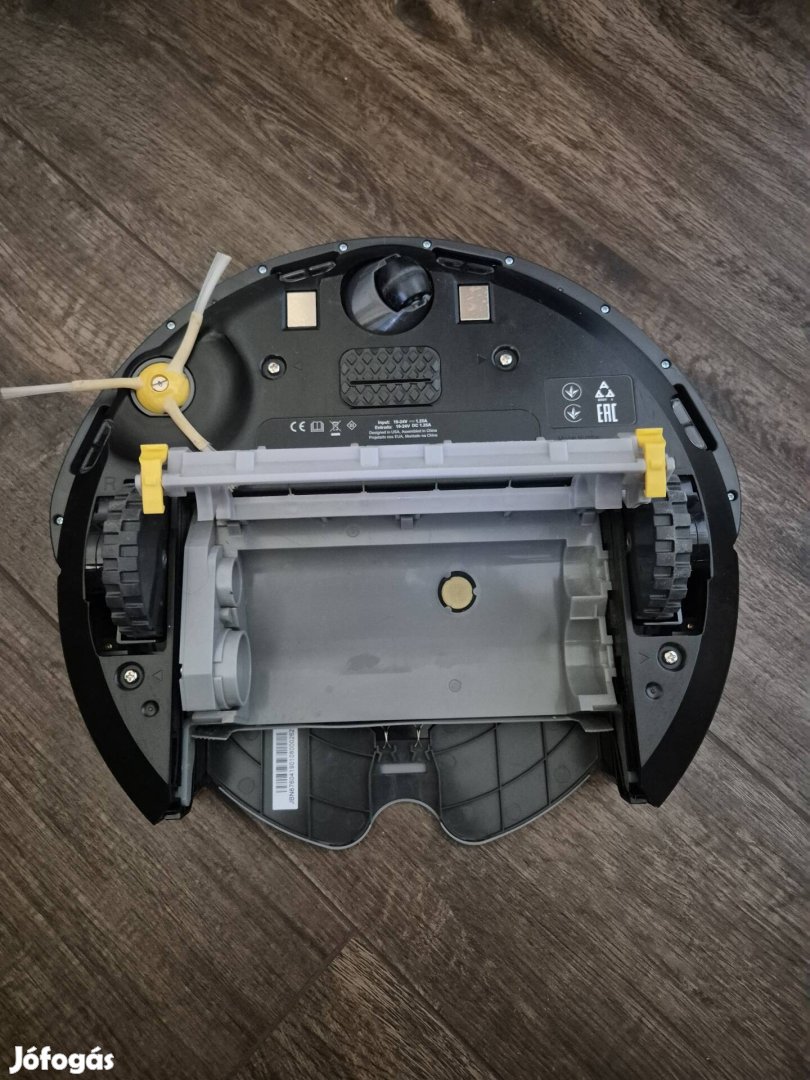 Eladó használt irobot Roomba 676 robotporszívó