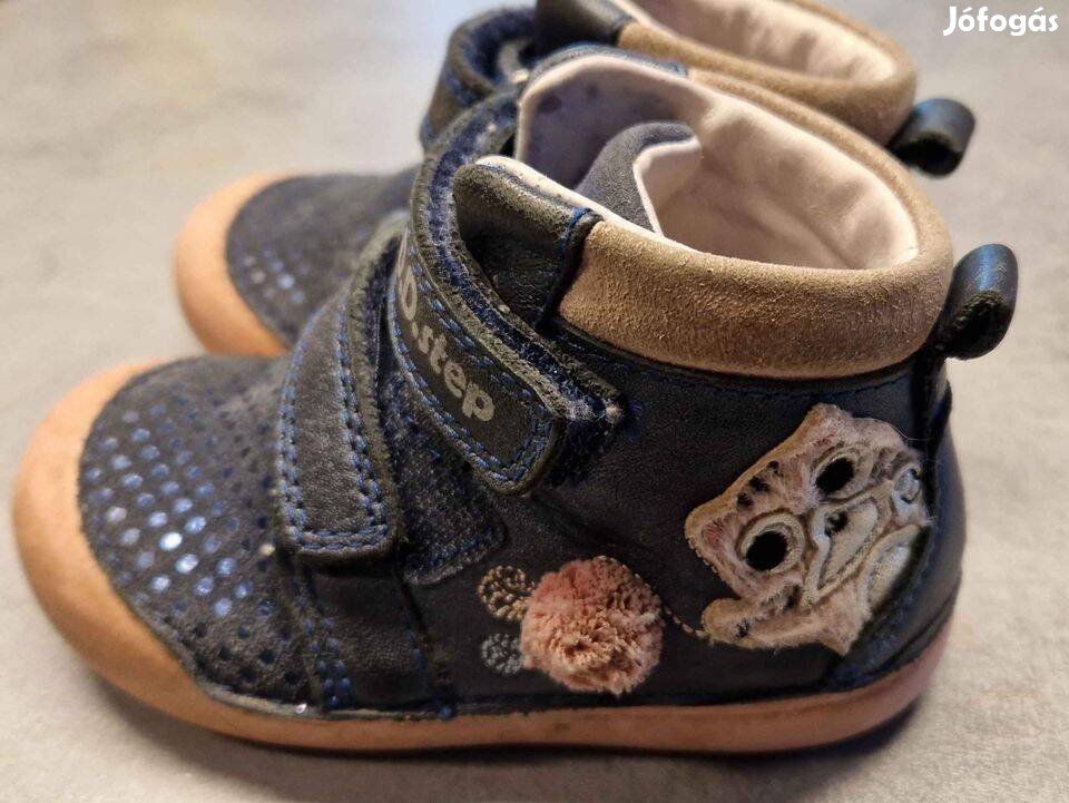 Eladó használt márkás gyerek cipők