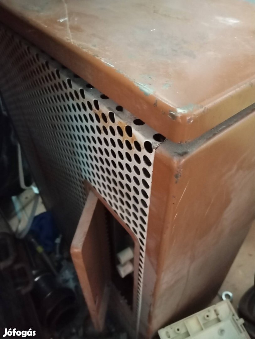Eladó használt parapetes gázkonvektorok Budapesten