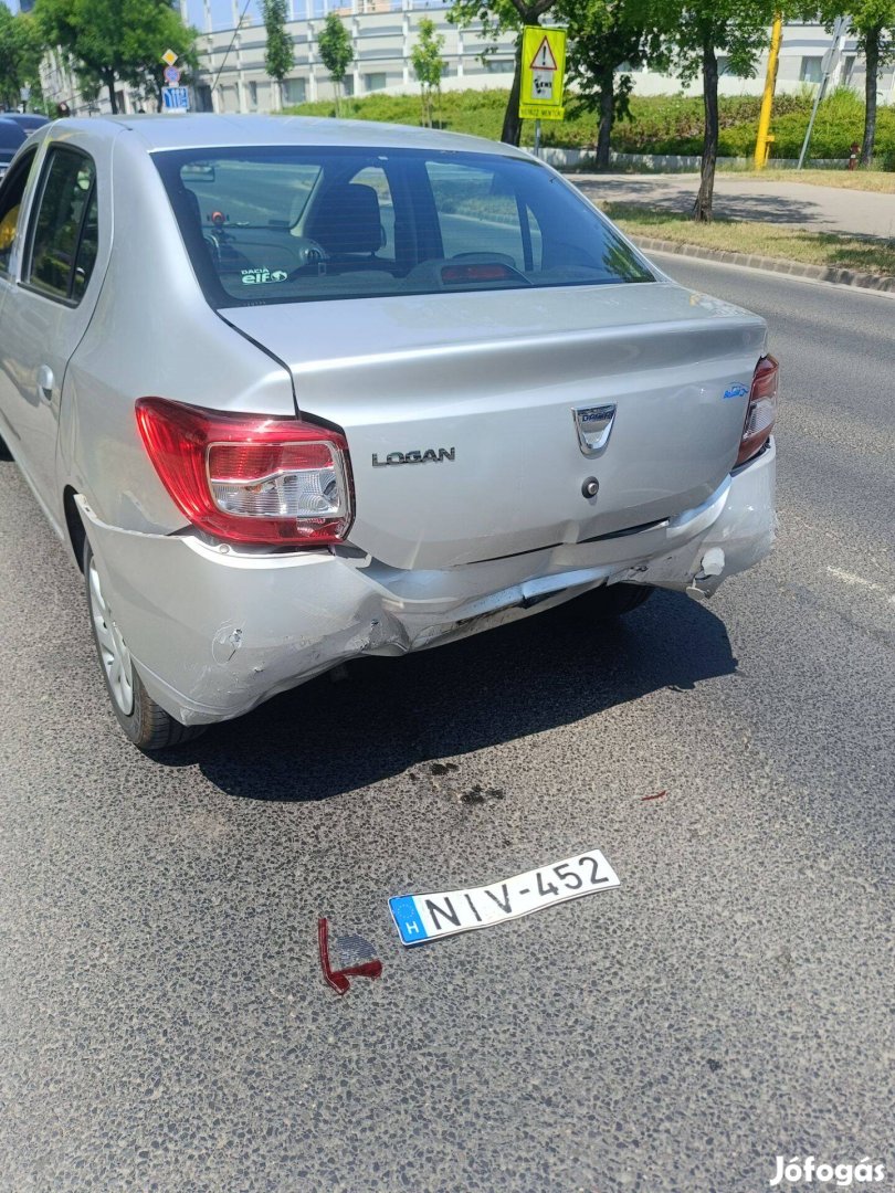 Eladó hátulja törött 2015 Dacia Logan II, 110.000 km el