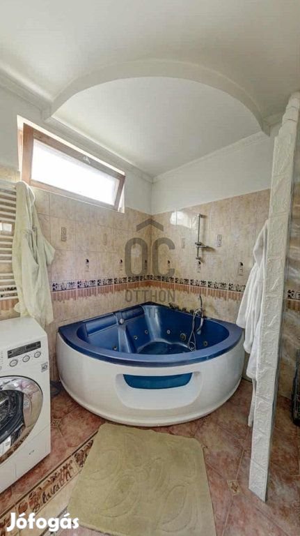 Eladó ház Budapest 4. ker., Újpest