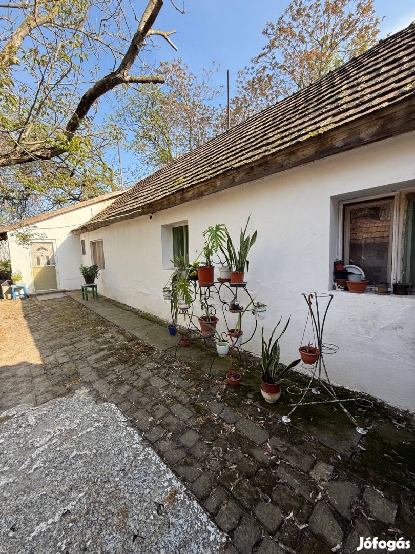 Eladó ház Kecskemét belterületén