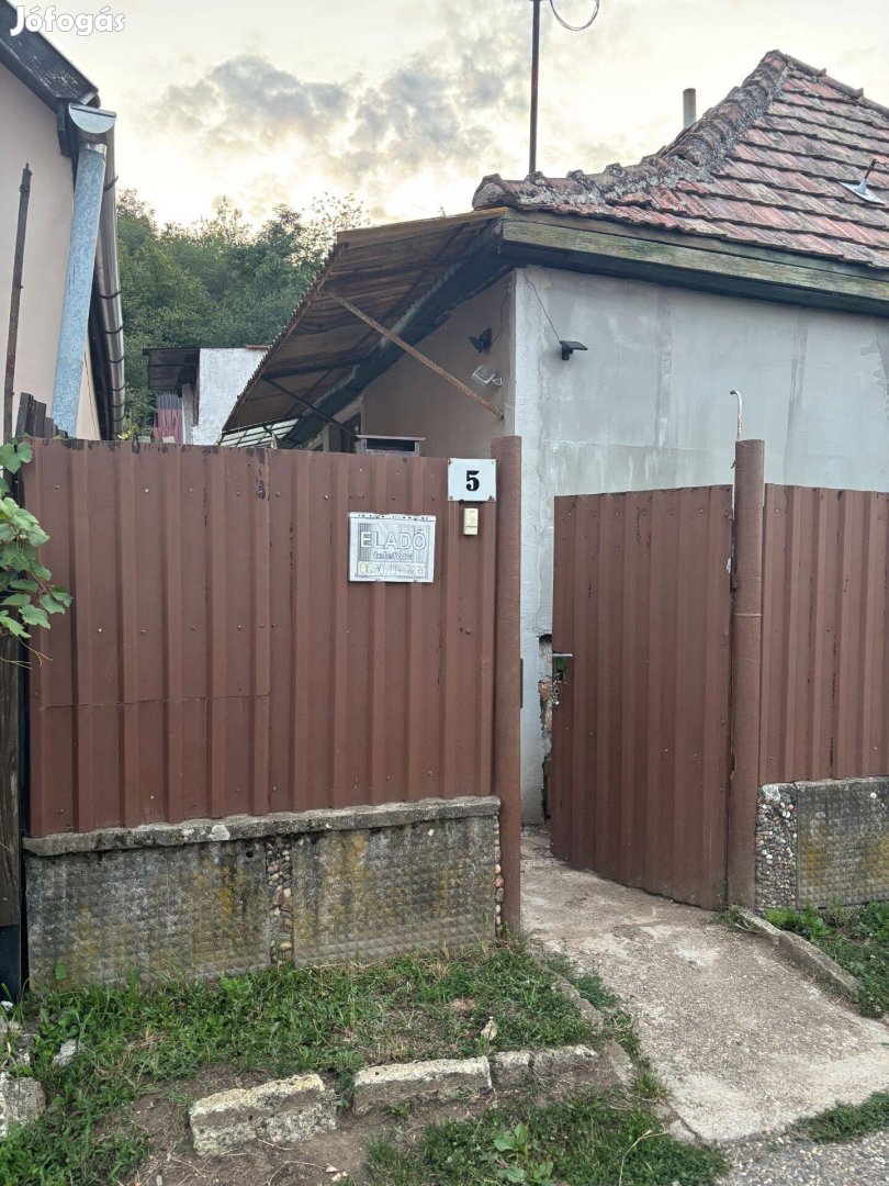 Eladó ház Szerencsen!
