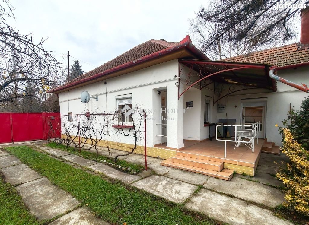 Eladó ház, Békéscsaba
