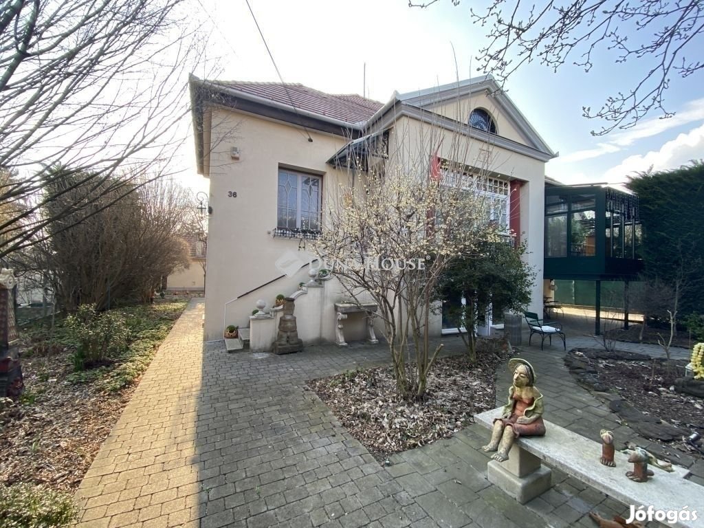 Eladó ház, Budapest 16. ker.