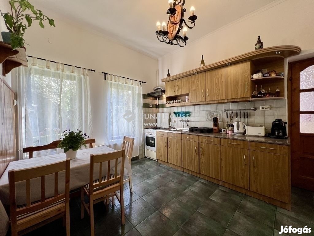 Eladó ház, Budapest 16. ker.