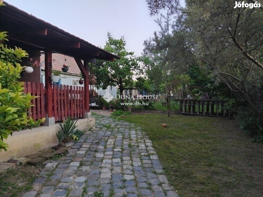 Eladó ház, Budapest 17. ker.