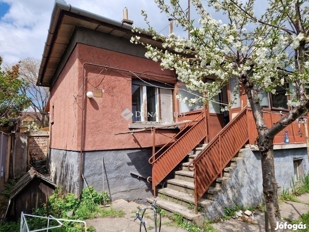 Eladó ház, Budapest 19. ker.