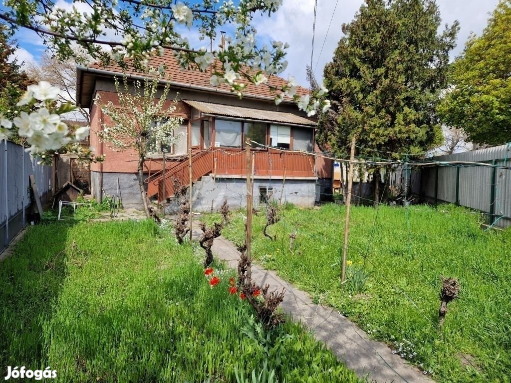 Eladó ház, Budapest 19. ker.
