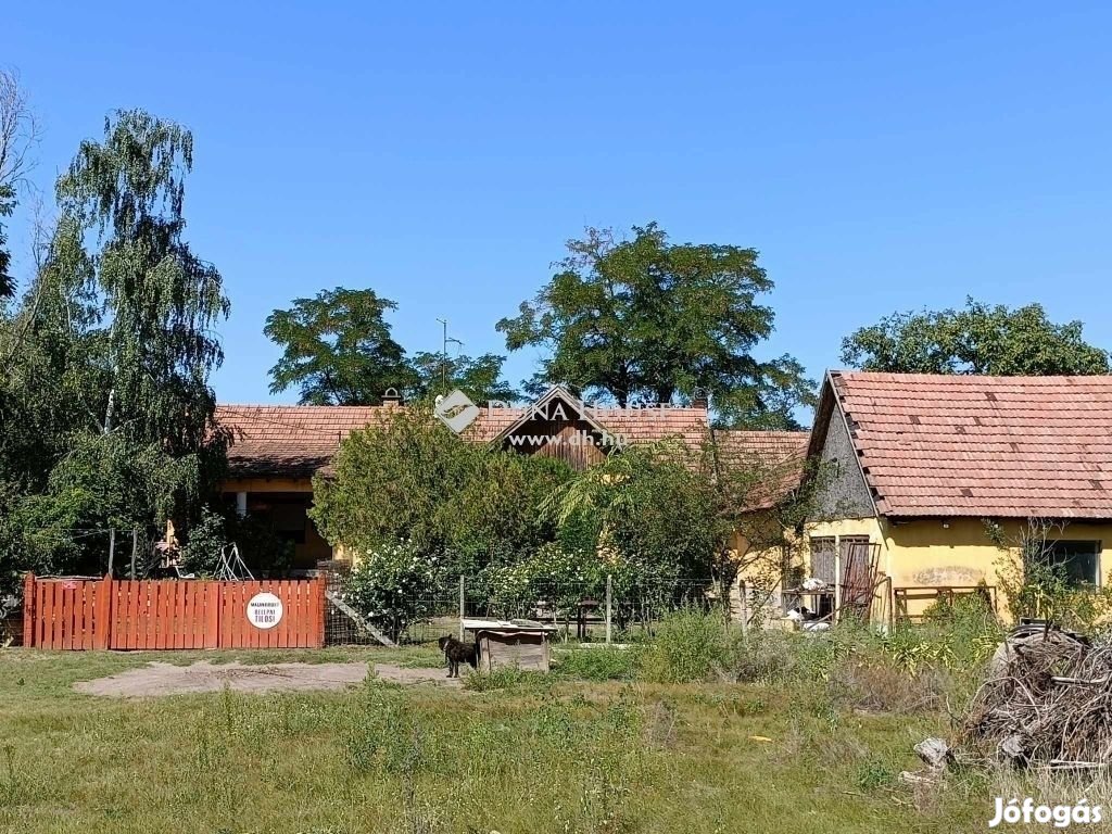 Eladó ház, Kecskemét