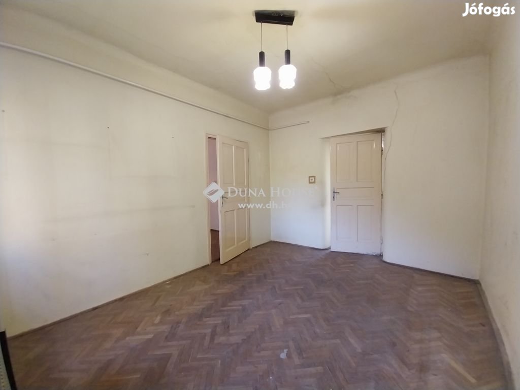 Eladó ház, Szeged Lengyel udvar