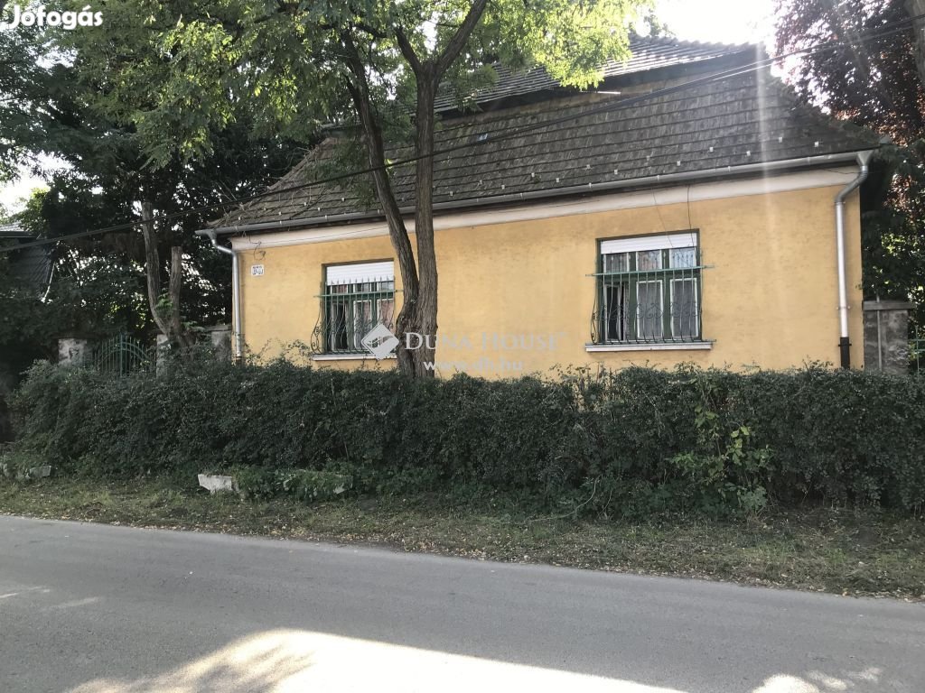 Eladó ház, Tatabánya
