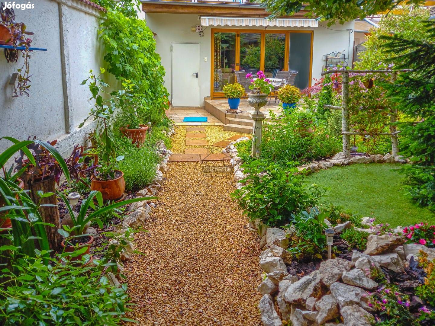 Eladó ház, Vác Belváros, 159000000 Ft, 190 nm