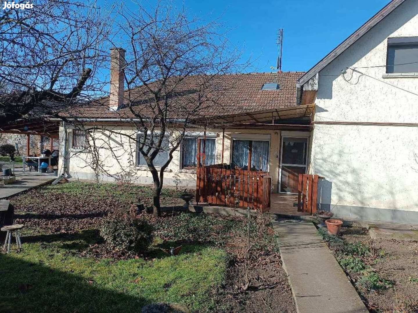 Eladó ház, Vámosmikola Vámosmikola, Rákóczi utca, 27500000 F 13465_bhv