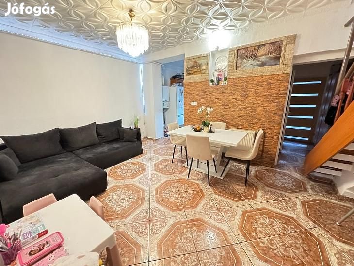 Eladó ház - Budapest IV. kerület, Újpest