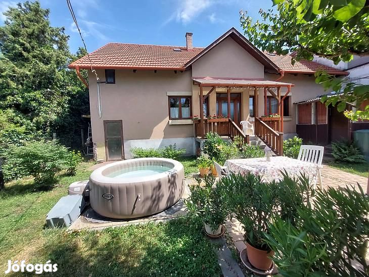 Eladó ház - Budapest XV. kerület, Rákospalota