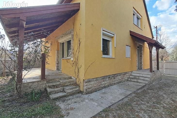 Eladó ház - Budapest XV. kerület, Rákospalota