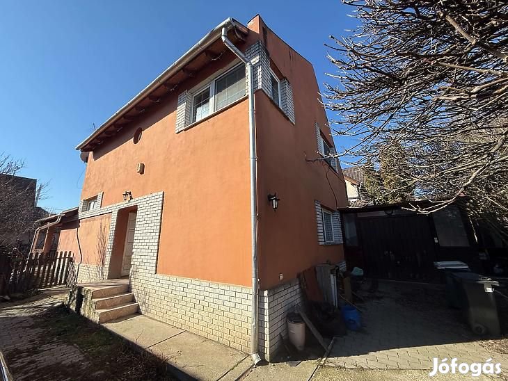 Eladó ház - Pomáz