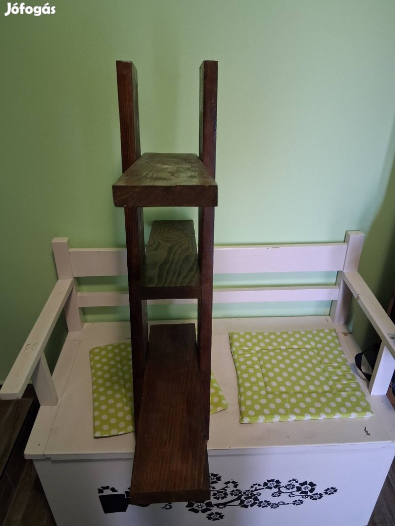 Eladó házi készítésű polc