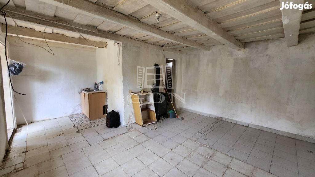 Eladó házrész Gyöngyössolymos, Patak közelében