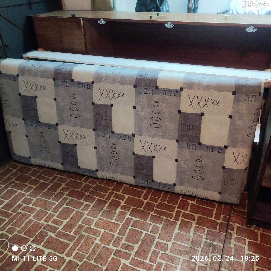 Eladó heverő ágyneműtartóval 200x90