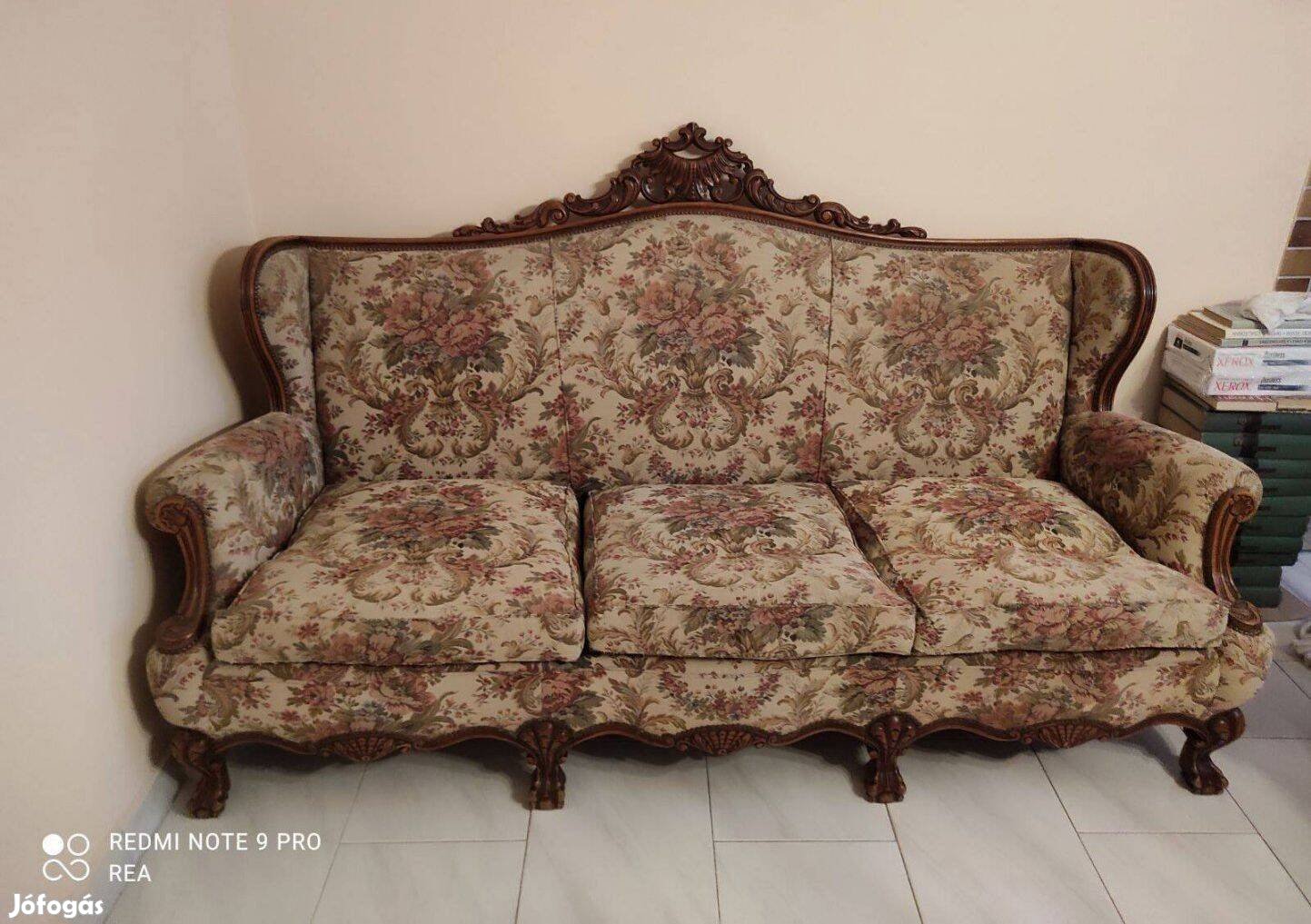 Eladó hibátlan állapotban lévő antik barokk kanapé