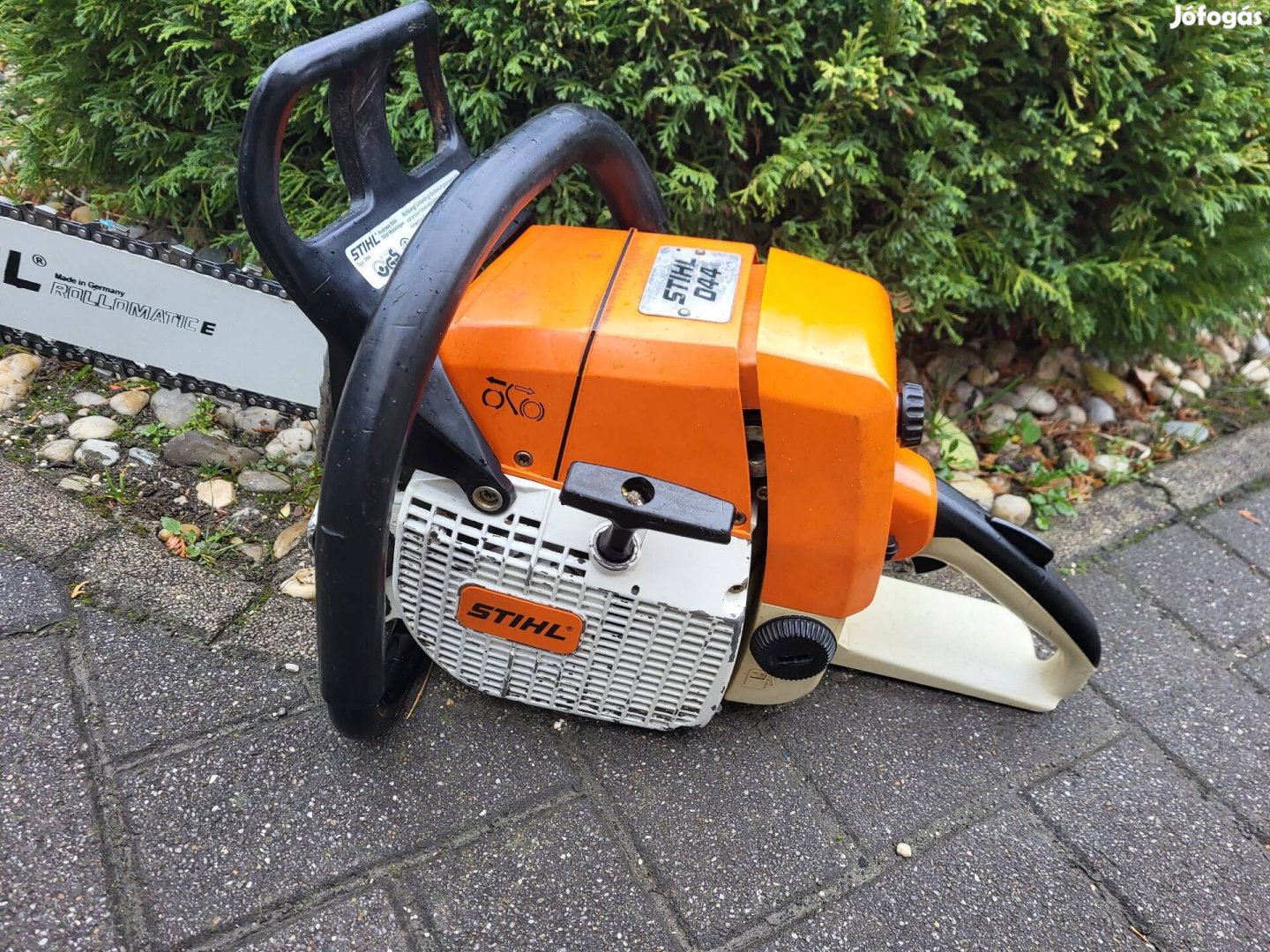 Eladó hibátlan működésű stihl 044 tipusú motorfűrész!