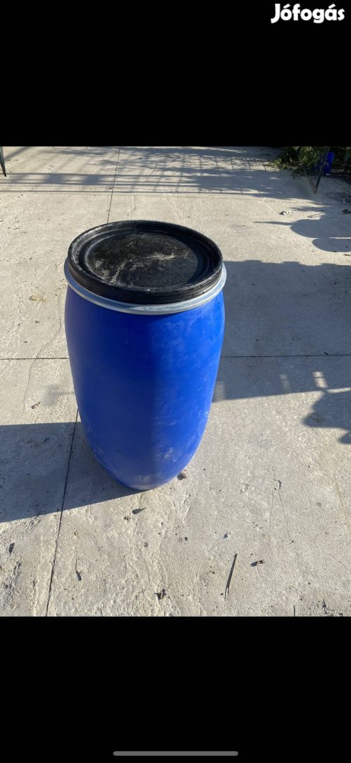 Eladó hordó, tároló