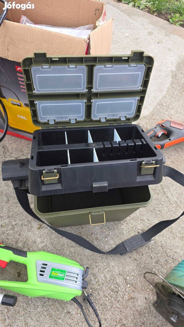 Eladó horgászláda szép állapotban