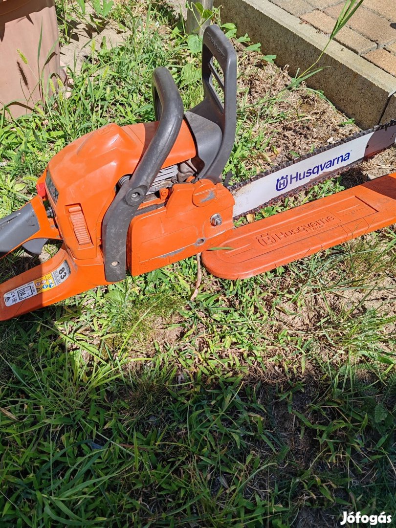 Eladó husqvarna 135 láncfürész. 