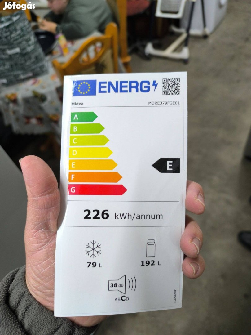 Eladó hűtő kombi Nagy.Midea Beépíthető s új