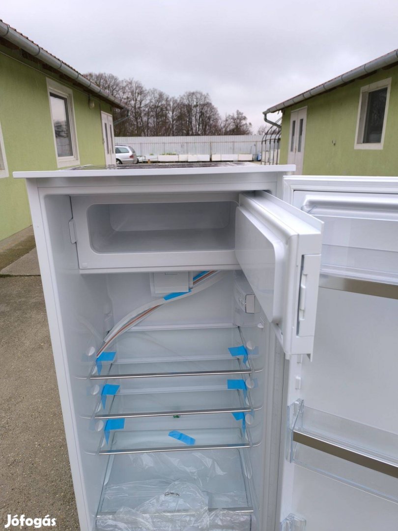 Eladó hűtő kombi új Dieter konoll colection