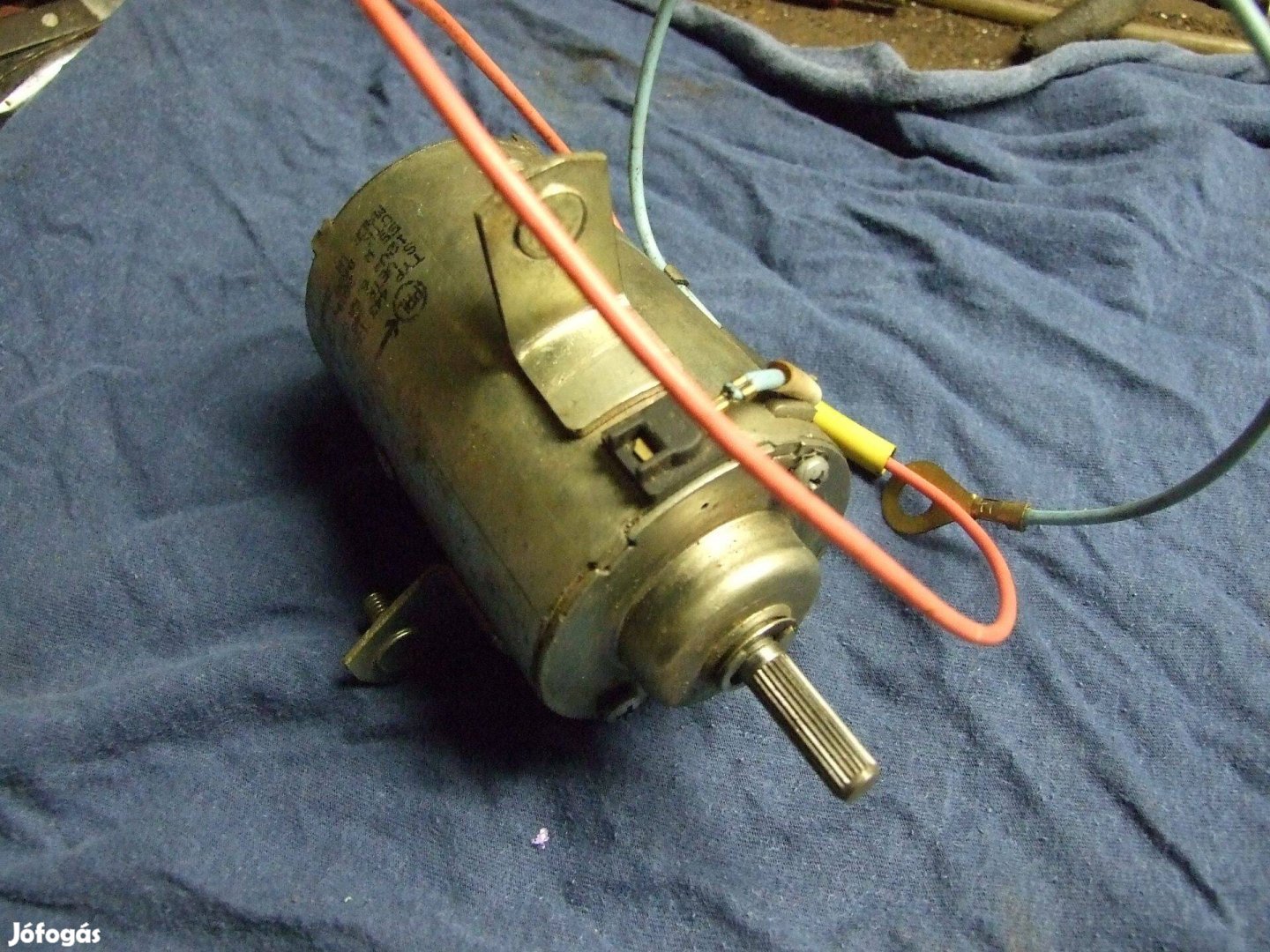 Eladó hűtő motor