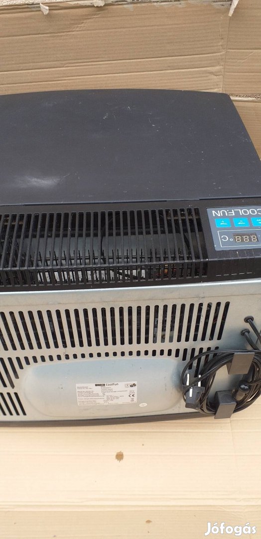 Eladó hütődoboz,12v-220v!!
