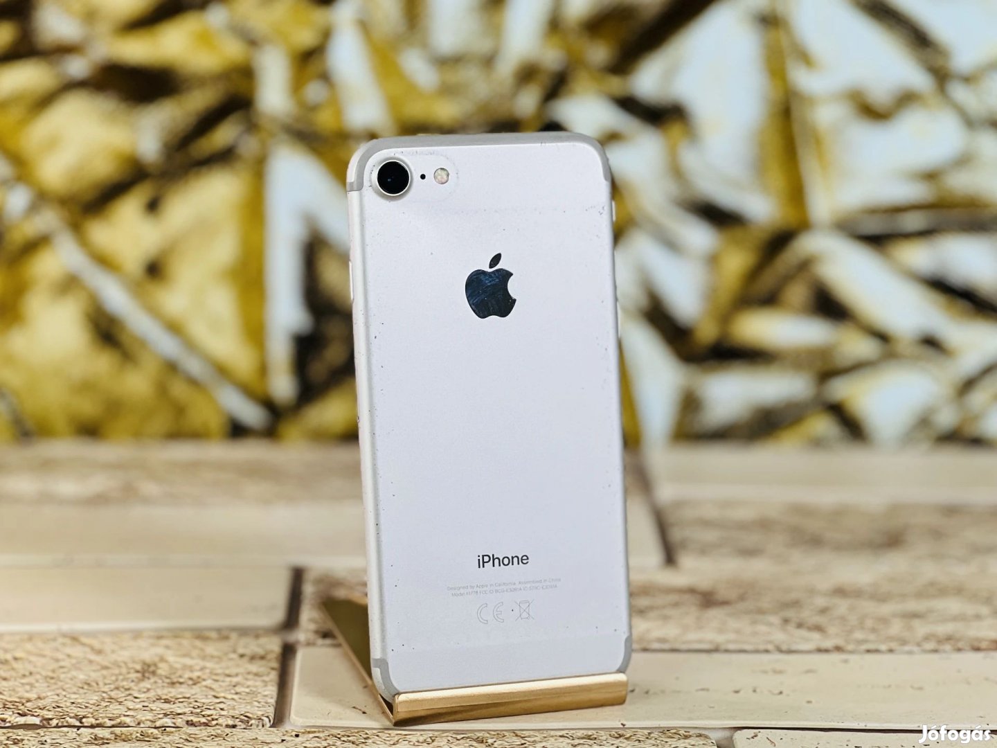 Eladó iPhone 7 128 GB Silver 100% akku, szép állapotú - 12 HÓ GARANCIA
