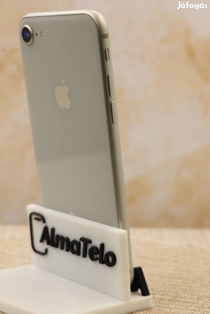 Eladó iPhone 8 64 GB Silver 100% Aksi - 12 HÓ GARANCIA