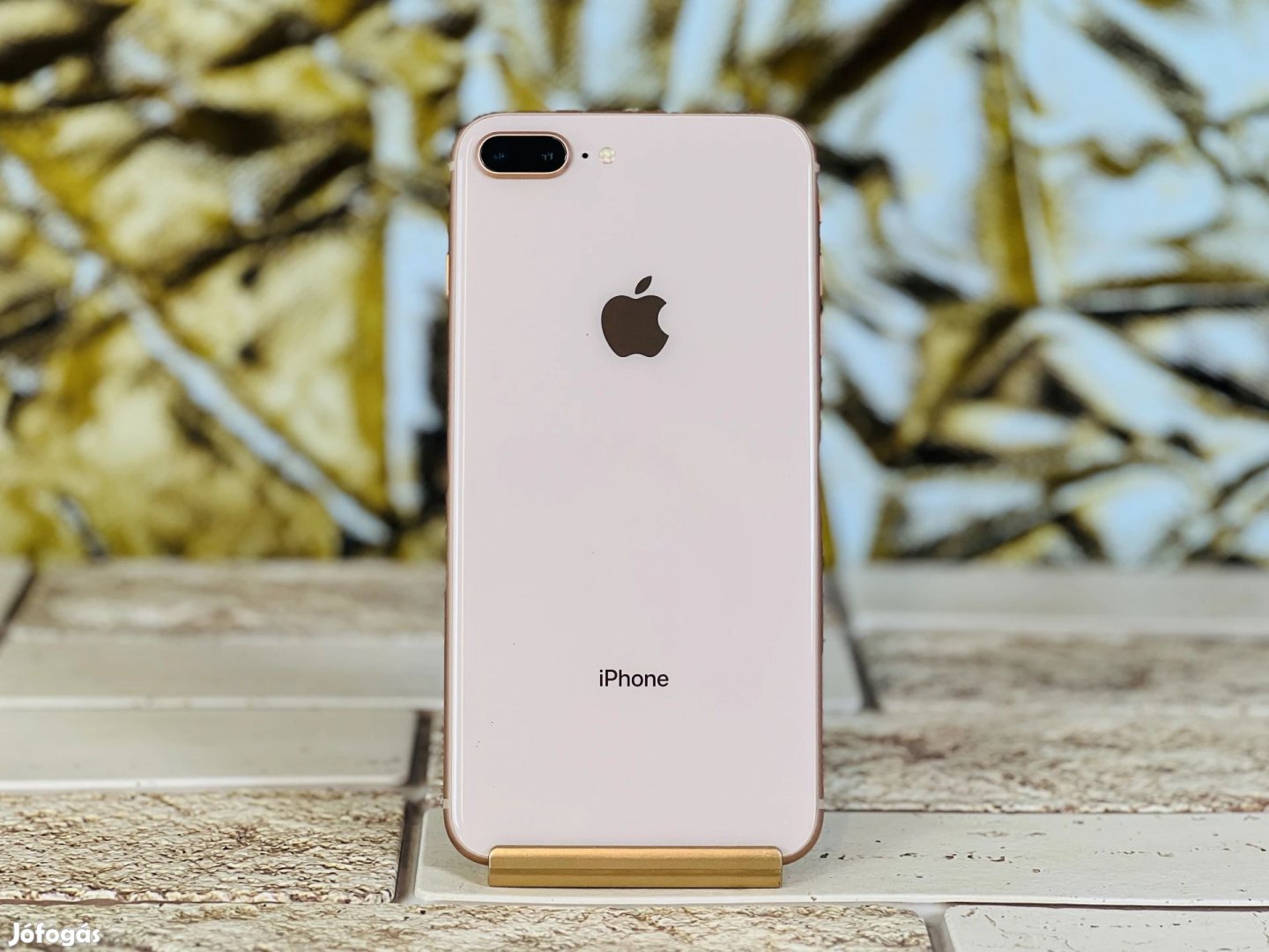 Eladó iPhone 8 Plus 64 GB Gold szép állapotú - 12 HÓ GARANCIA