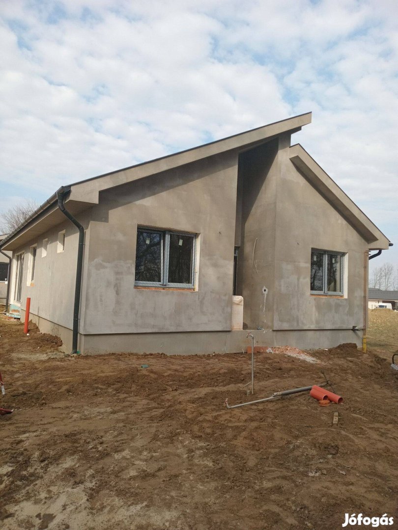 Eladó ikerház Nyírgyháza Oros