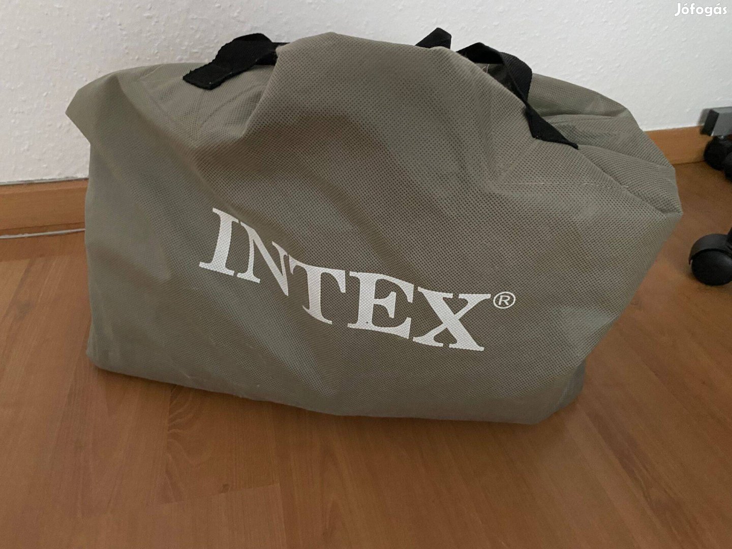 Eladó intex felfújható gumimatrac ágy