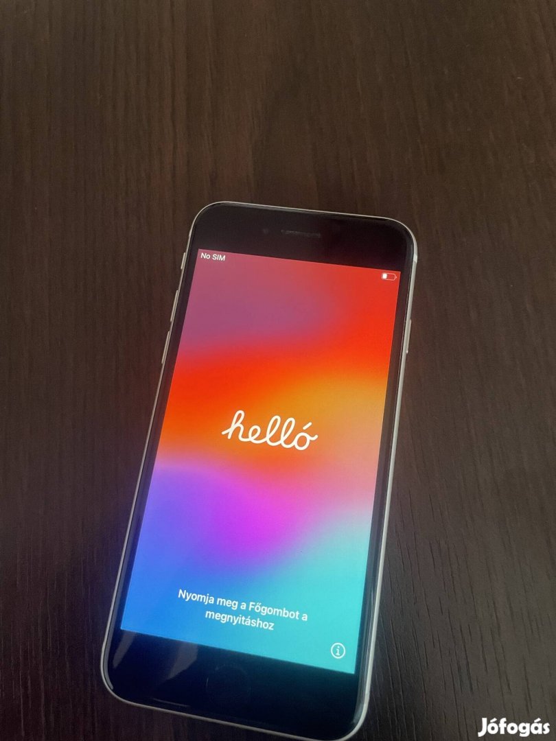 Eladó iphone se 2022, 128 Gb