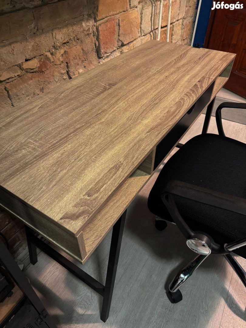 Eladó íróasztal Jysk Abbetved 48120 cm