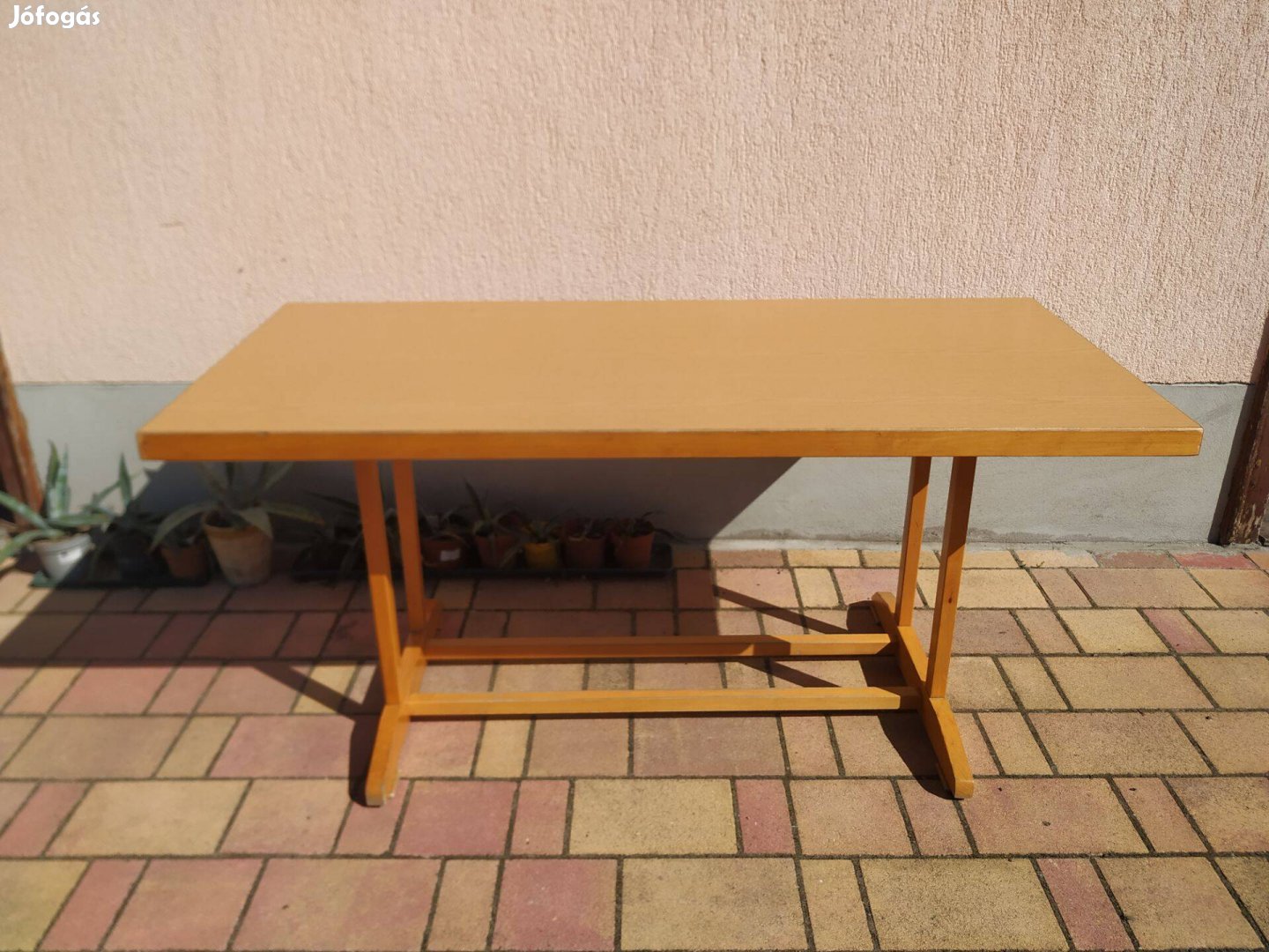 Eladó íróasztal (160cm x 76cm x 75cm)
