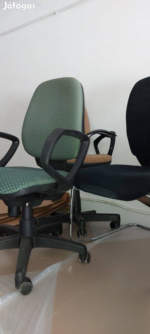 Eladó irodai székek