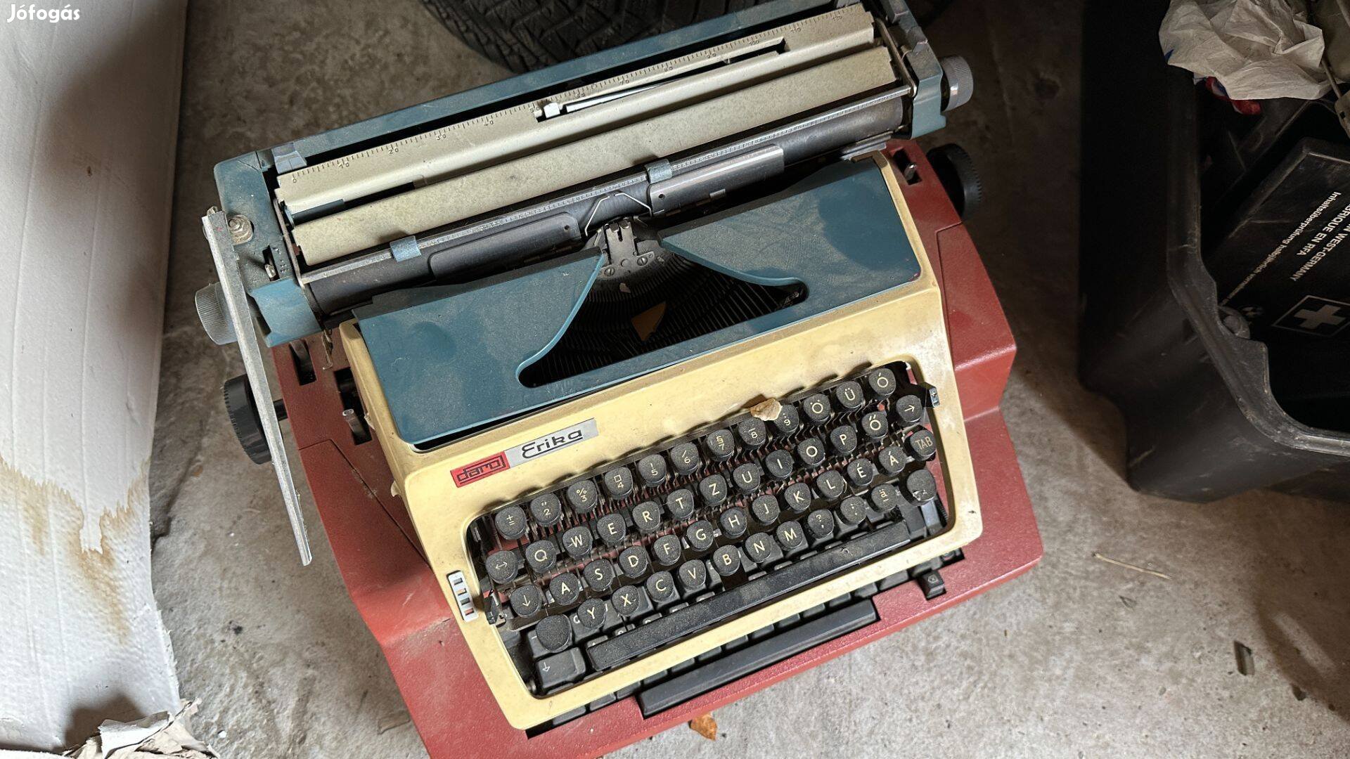Eladó írógép 3db