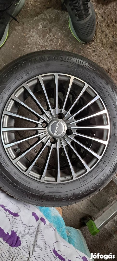 Eladó javitas mentes MAK felni R15.4x100.szett
