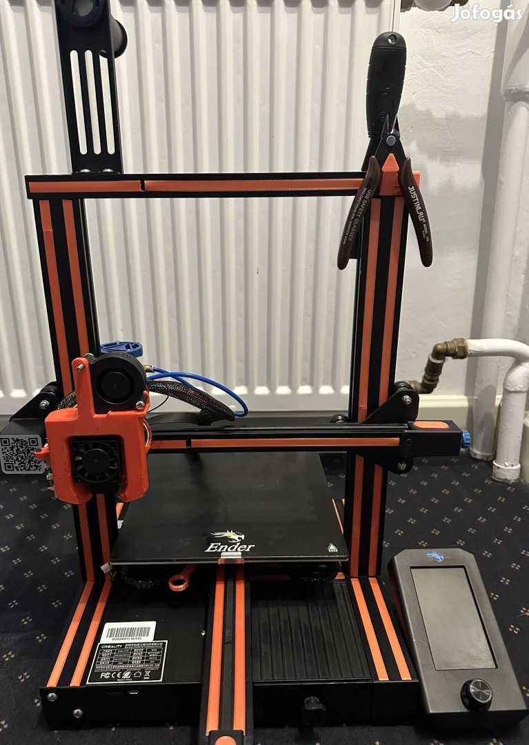 Eladó jó állapotú ender 3v2 3d nyomtató